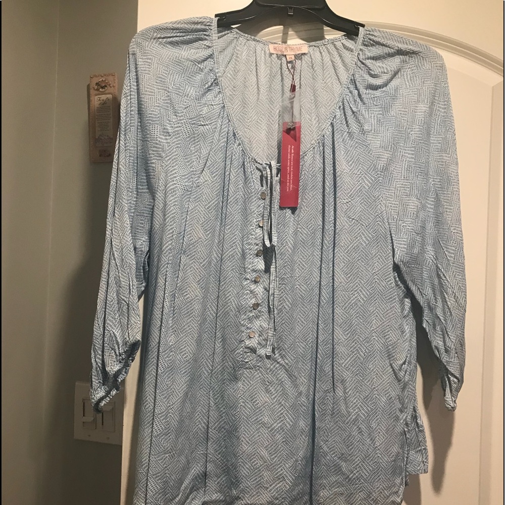 Plus size women’s blouse 2x